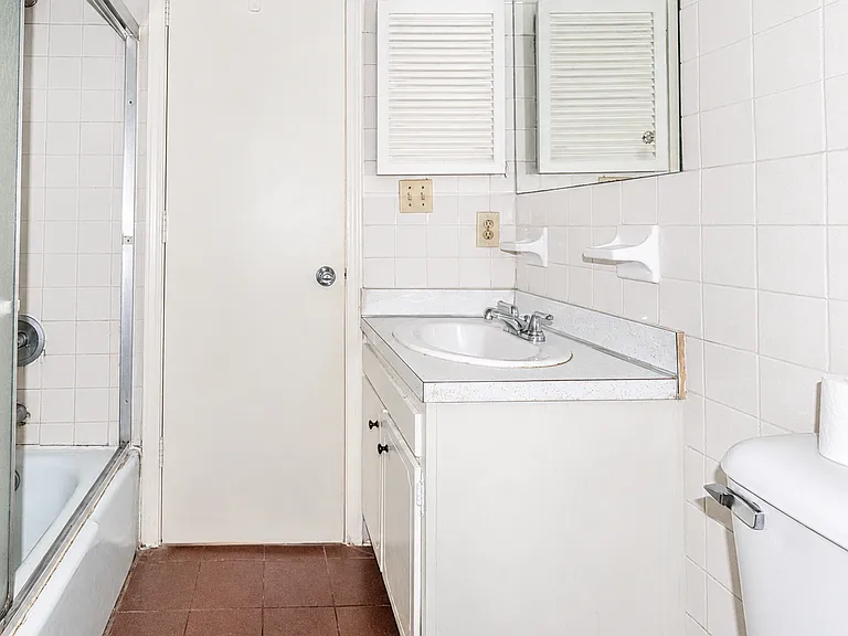 1507 S 4th St — Photo 5