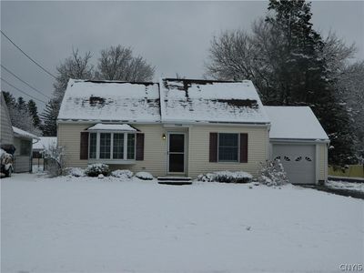 7208 Willow Rd, North Syracuse, NY, 13212