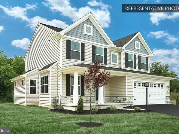 124 Equine Dr, Marietta, PA 17547