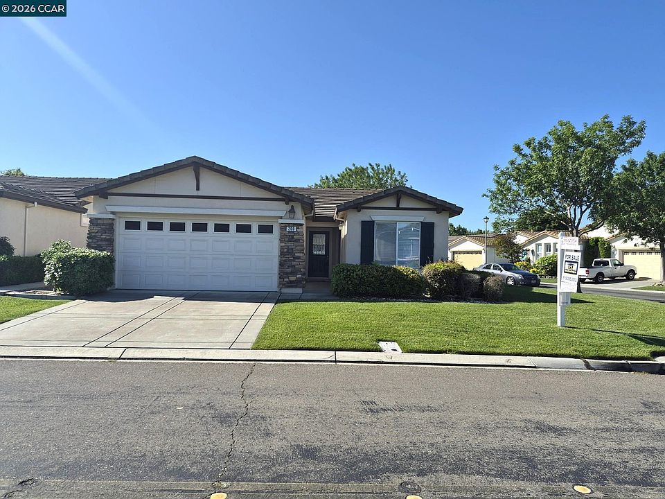 1st image of 200 Springhill Dr