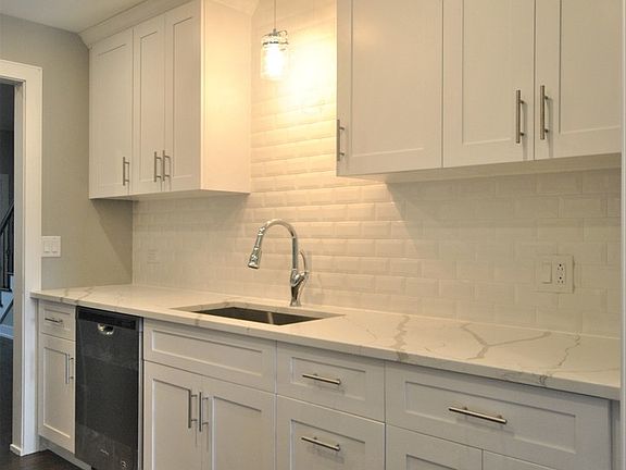 4th image of 11776 Seagull Ln