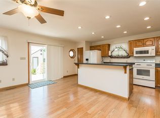 651 19th Ave SW, Cedar Rapids, IA 52404