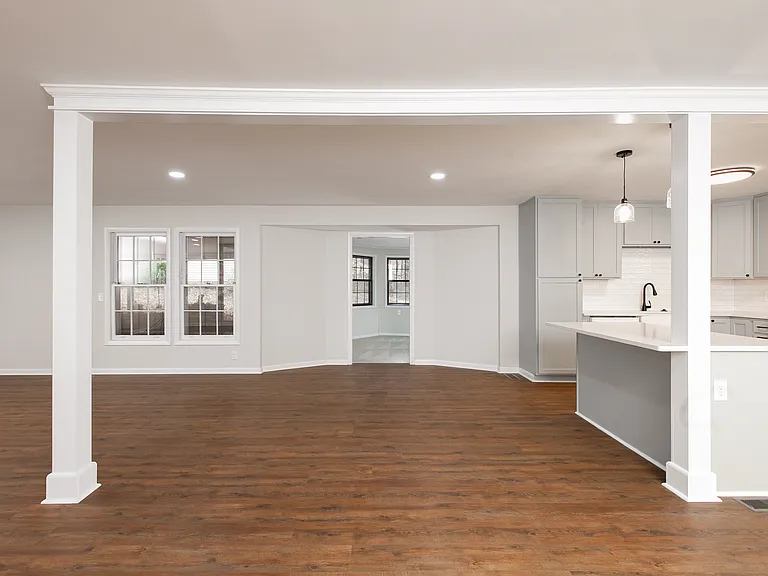 10117 Shades Rd SE — Photo 5