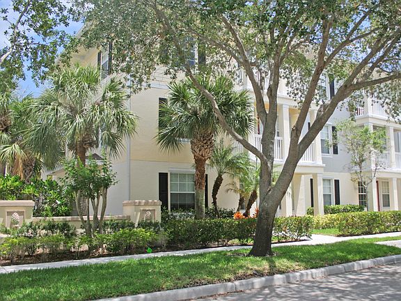 2nd image of 224 Murcia Dr APT 205