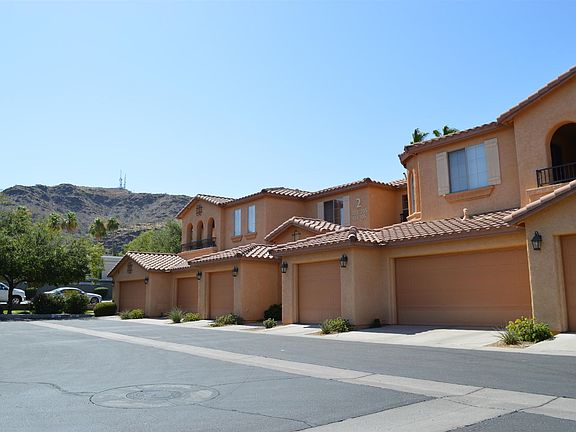 2nd image of 10655 N 9th St Unit 204