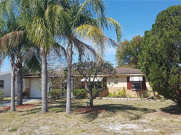 2nd image of 4751 Blossom Dr