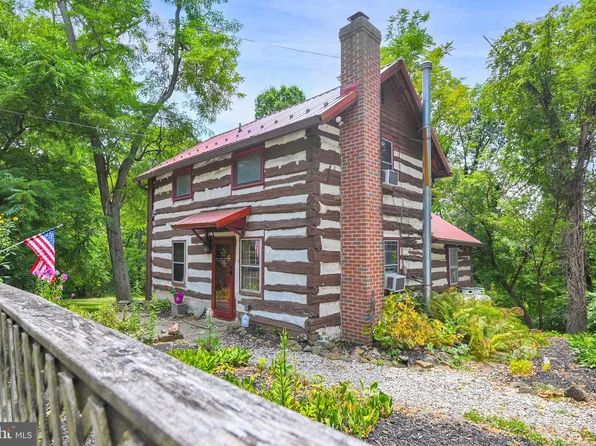 8148 Carlisle Pike, York Springs, PA 17372