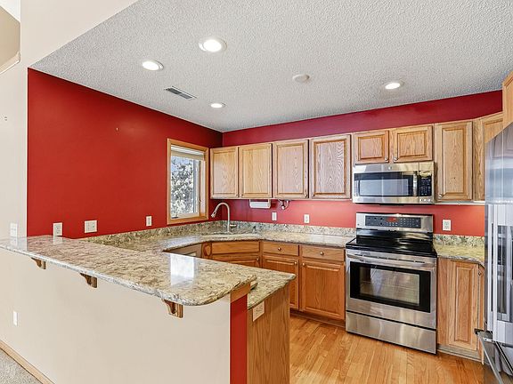 5th image of 2300 19th Ave NE