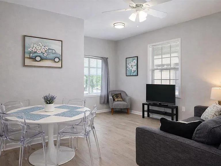 501 S Magnolia Ave #4 — Photo 8
