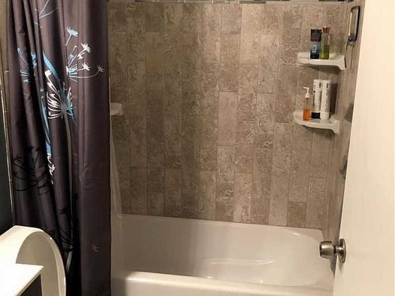 5th image of 11927 Glenridge Dr