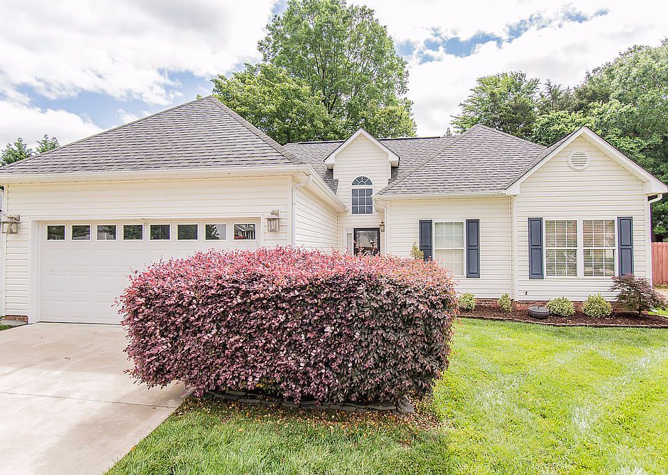 1st image of 2048 Capstone Ct