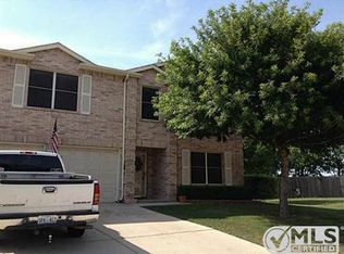 1016 Peacock Dr, Saginaw, TX 76131