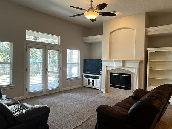 5th image of 105 Oakwood Plantation Dr