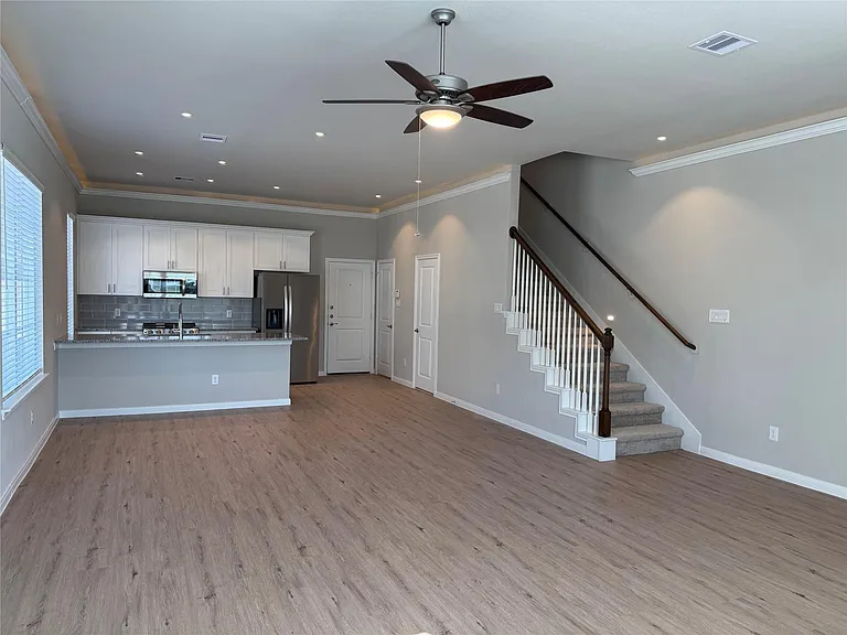15713 Strongbow Terrace Dr — Photo 6