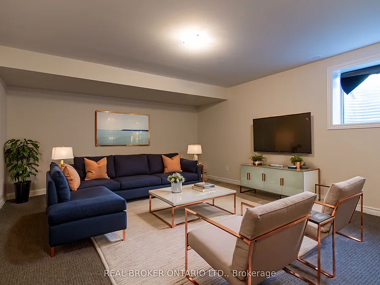 1022 Kijik Cres — Photo 31