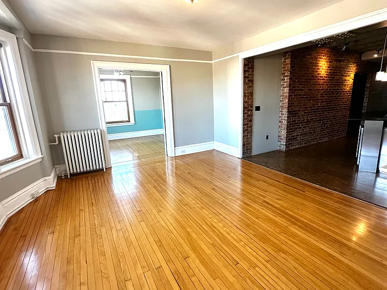 352 State St #6A — Photo 17