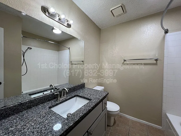 7041 Crosstimbers Ln — Photo 34