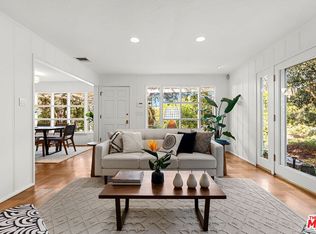 2666 La Cuesta Dr, Los Angeles, CA 90046