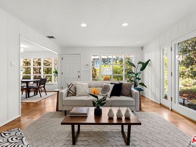 2666 La Cuesta Dr, Los Angeles, CA, 90046