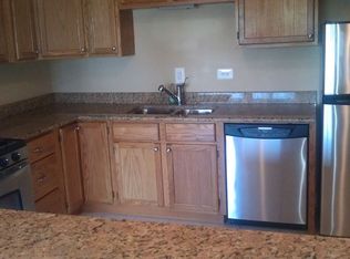 4724 W 107th St APT 2A, Oak Lawn, IL 60453