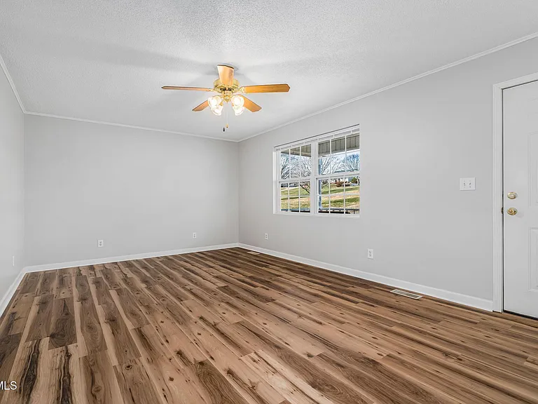 133 Paynetown Rd — Photo 8