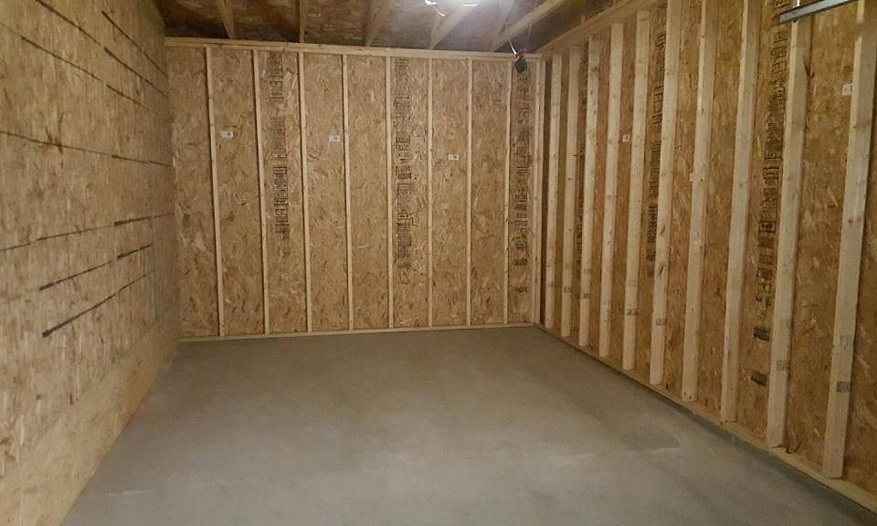 1 car garage and one parking lot spot included in rent