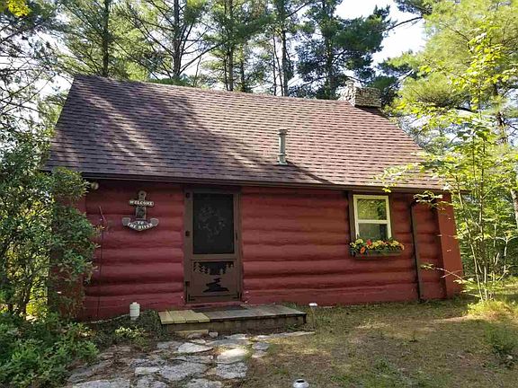 2nd image of 715 N Woodland Dr