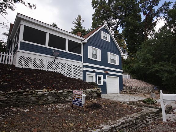2nd image of 26013 Kenwood Dr