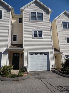 186 Summit Street #186, Norwich, CT, 06360