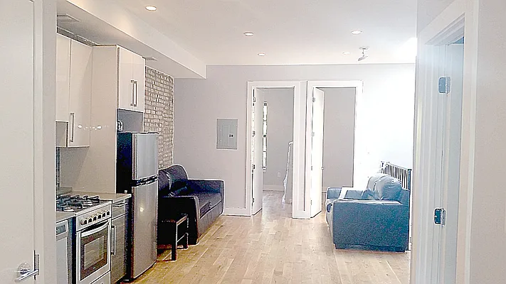 Rented by Edward Gugenheim, LREB | media 8