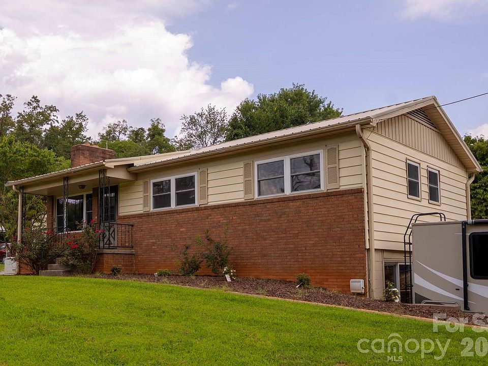 1st image of 317 Brickyard Rd