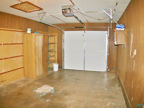 5th image of 3017 Ross St