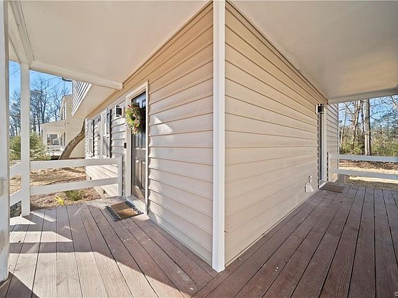 4th image of 1916 Millsap Ln