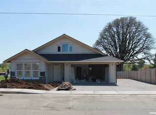 467 SE Academy St, Dallas, OR 97338