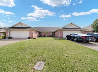 10220 Iris Ln, Waco, TX 76708