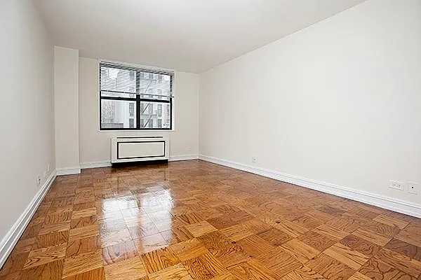 Rented by Keller Williams NYC | media 12