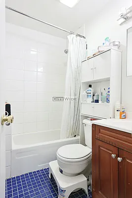 Rented by City Wide Apartments | media 15