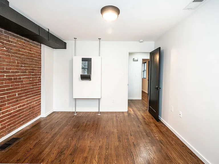 811 T St NW — Photo 60