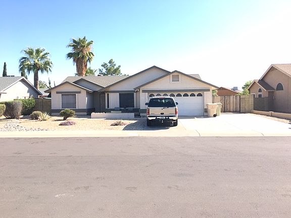 3rd image of 8803 W Cavalier Dr