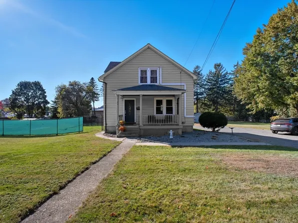 60 Randall St, Palmer, MA 01069