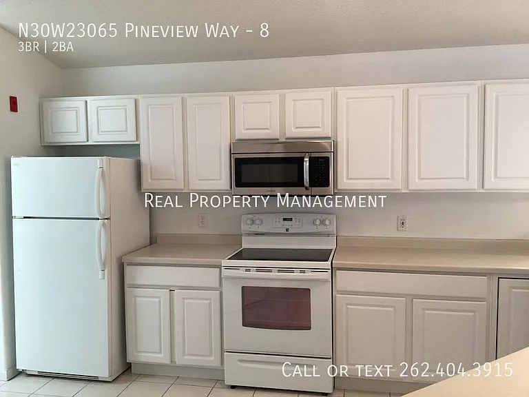 N30W23065 Pineview Way #8 — Photo 3