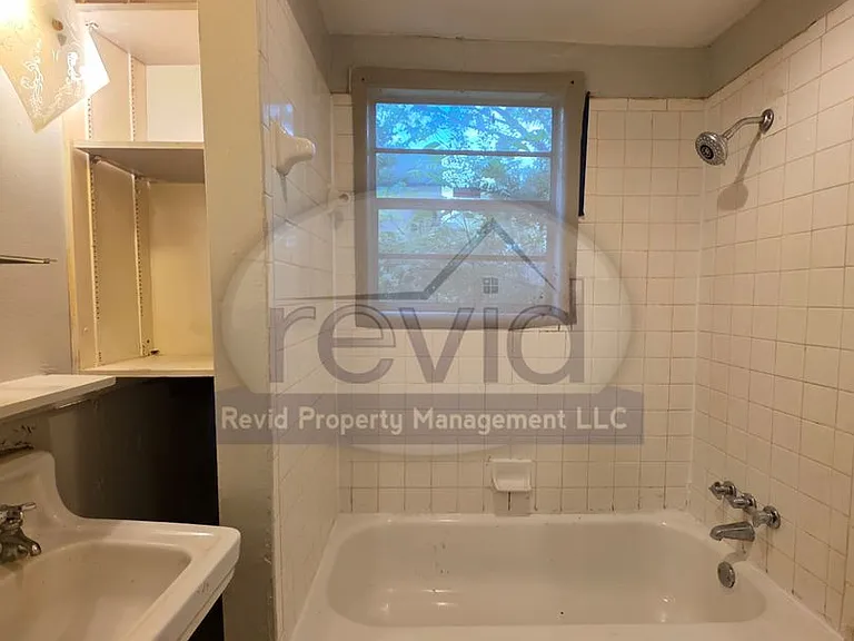 ESS 3604 — Photo 14