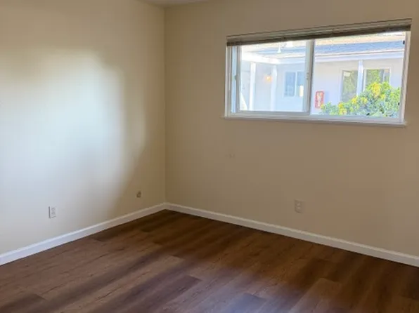 906 Beaver Ln, Santa Rosa, CA 95404