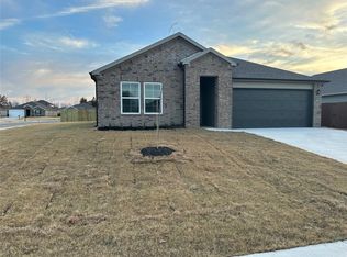 600 W Dusty Ln, Siloam Springs, AR 72761
