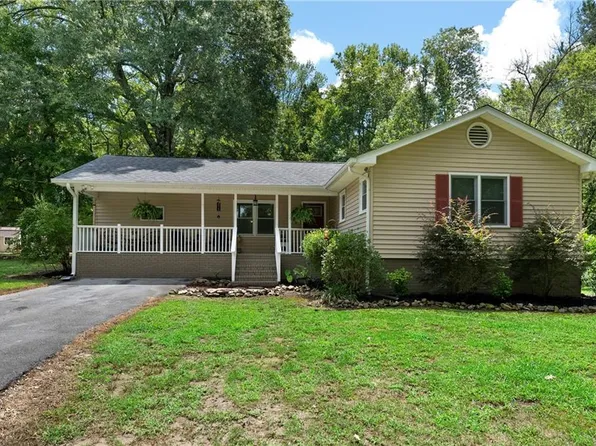 1246 Roland Hayes Pkwy SW, Calhoun, GA 30701