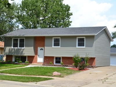 6911 Highland St, Hanover Park, IL, 60133