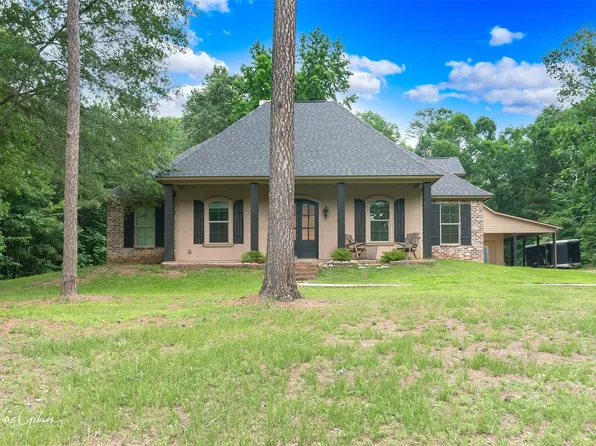 112 Oak Leaf Trl, Benton, LA 71006