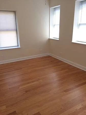N Eastlake Ter — Photo 10