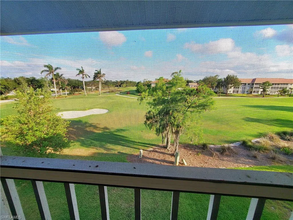 2 bed, 2.0 bath, 1294 sqft, $2,300 — Photo 1