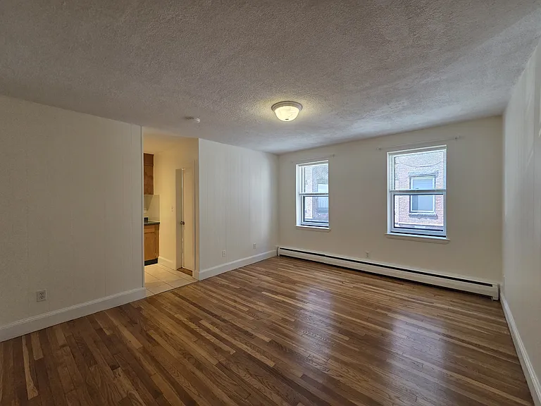 7 Aberdeen St #4 — Photo 12